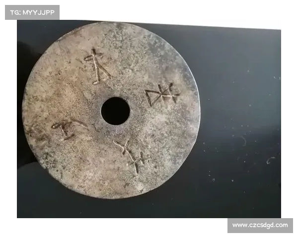 先祖祭祀与恐怖传说的深度探究：文化符号与历史的交织