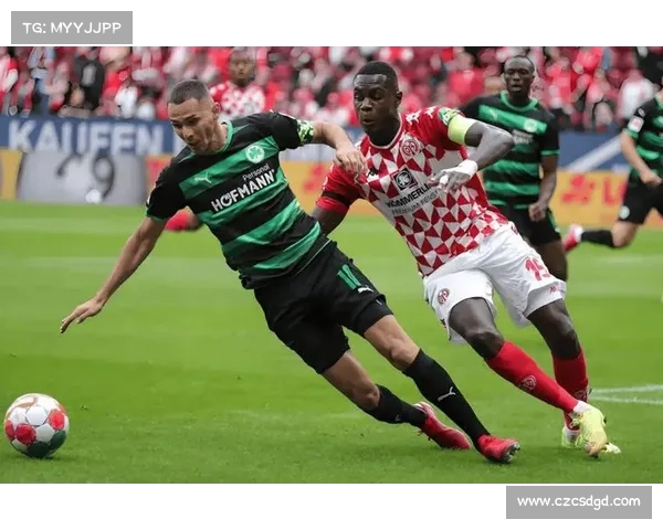 法尔范在沙尔克04的踢球风格解析与战术特点深度剖析