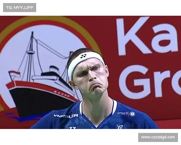 安赛龙晒度假照与家人共享温馨时光，粉丝纷纷送上祝福