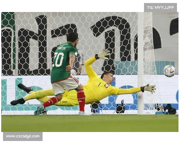 扑点球技巧全面解析 成功扑救的关键要素与实战经验分享